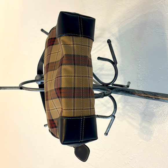 Nine West mini shoulder bag, great condition - Picture 4 of 7